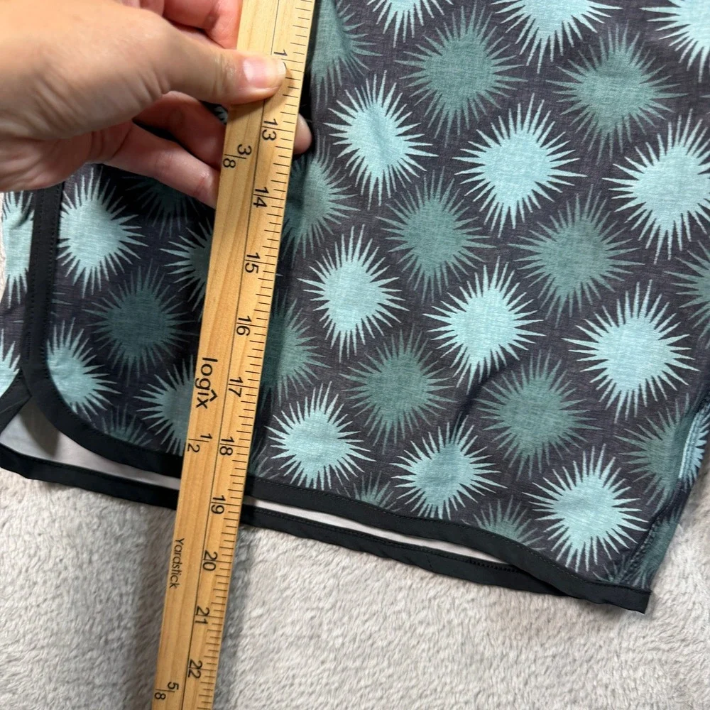 Outerknown Board Shorts Men 32 Green All Time Scallop Starburst Recycled Stretch